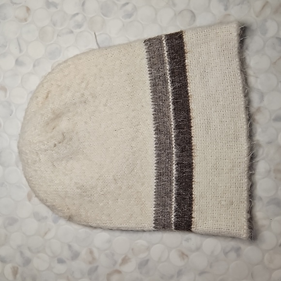 Vintage winter hat - Picture 1 of 2